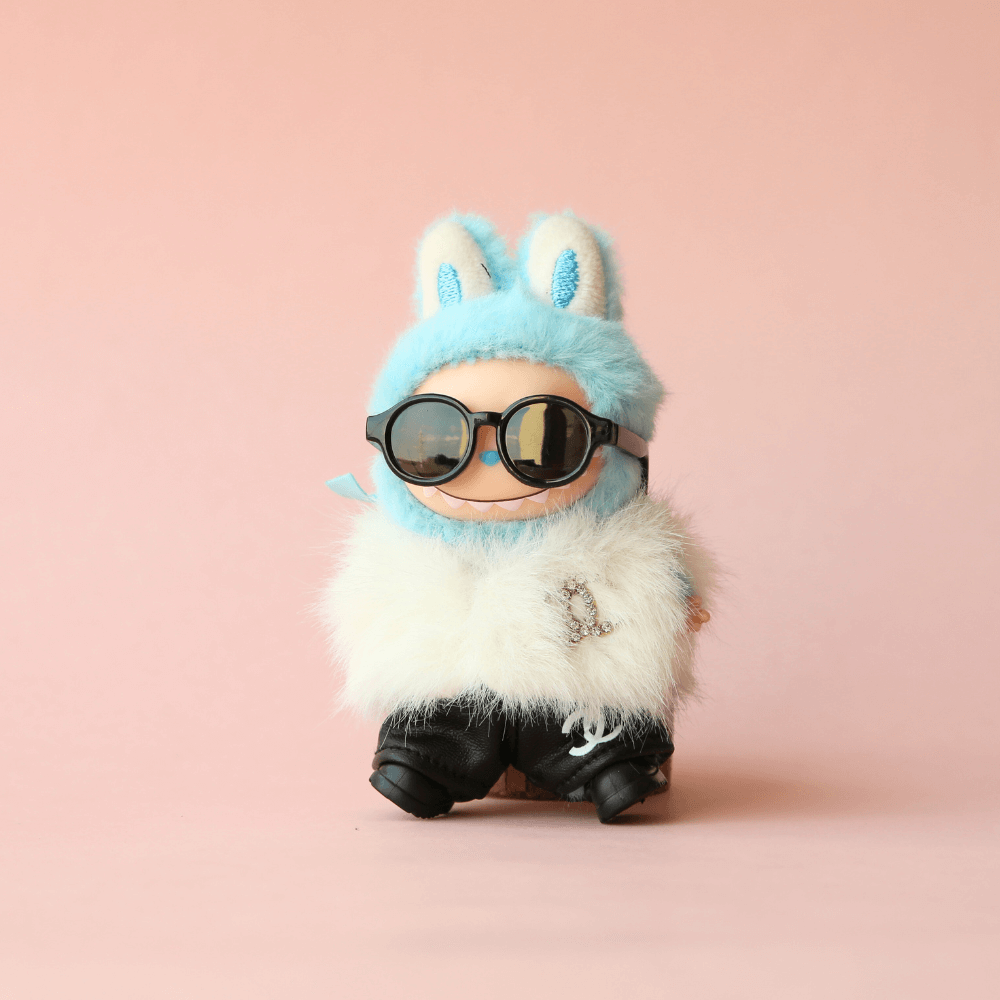 Boobulo?  Faux Fur Outfit for Labubu 4.0 (4-piece)