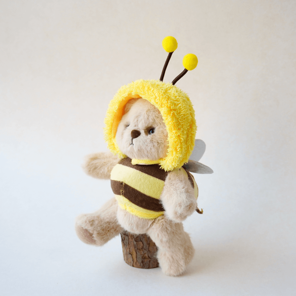 Nubi Teddy Bear Keychain & Shark & Bee Plush Set- 6 Inches (Bear Included)